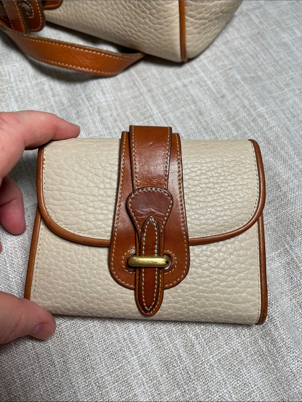 Vintage Dooney & Bourke AWL Essex Top Handle Tote with Wallet. - Picture 9 of 11